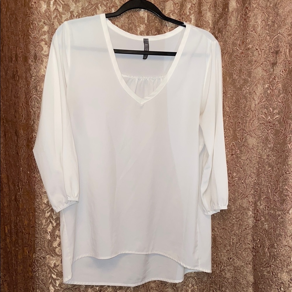 Allison Joy Elegant White V-Neck Blouse. Size Medium - Picture 1 of 4